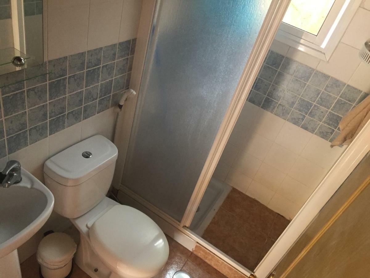 Casa Roja Guest House บาแญร์โมโซ ภายนอก รูปภาพ